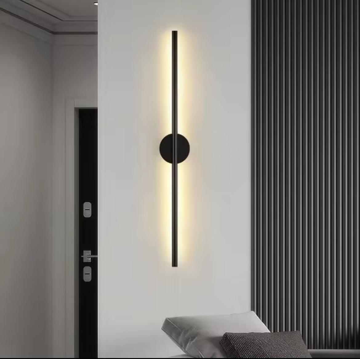 Lux Siyah 60 cm Akrilik Gövde Ultra Ledli Özel Tasarım Aplik