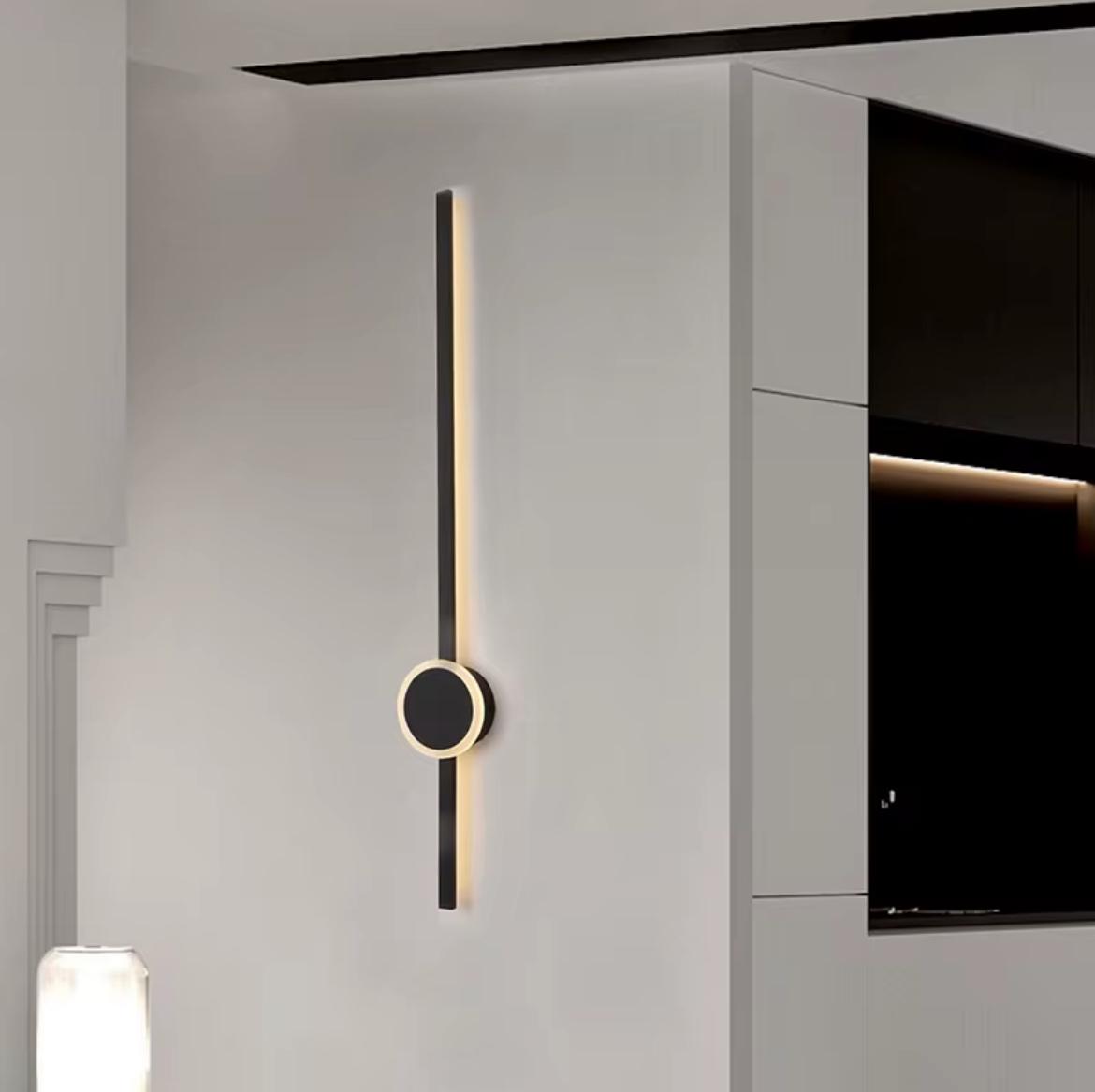 Kumru Siyah 60 cm Akrilik Gövde Gün Işığı Ledli Özel Tasarım Aplik